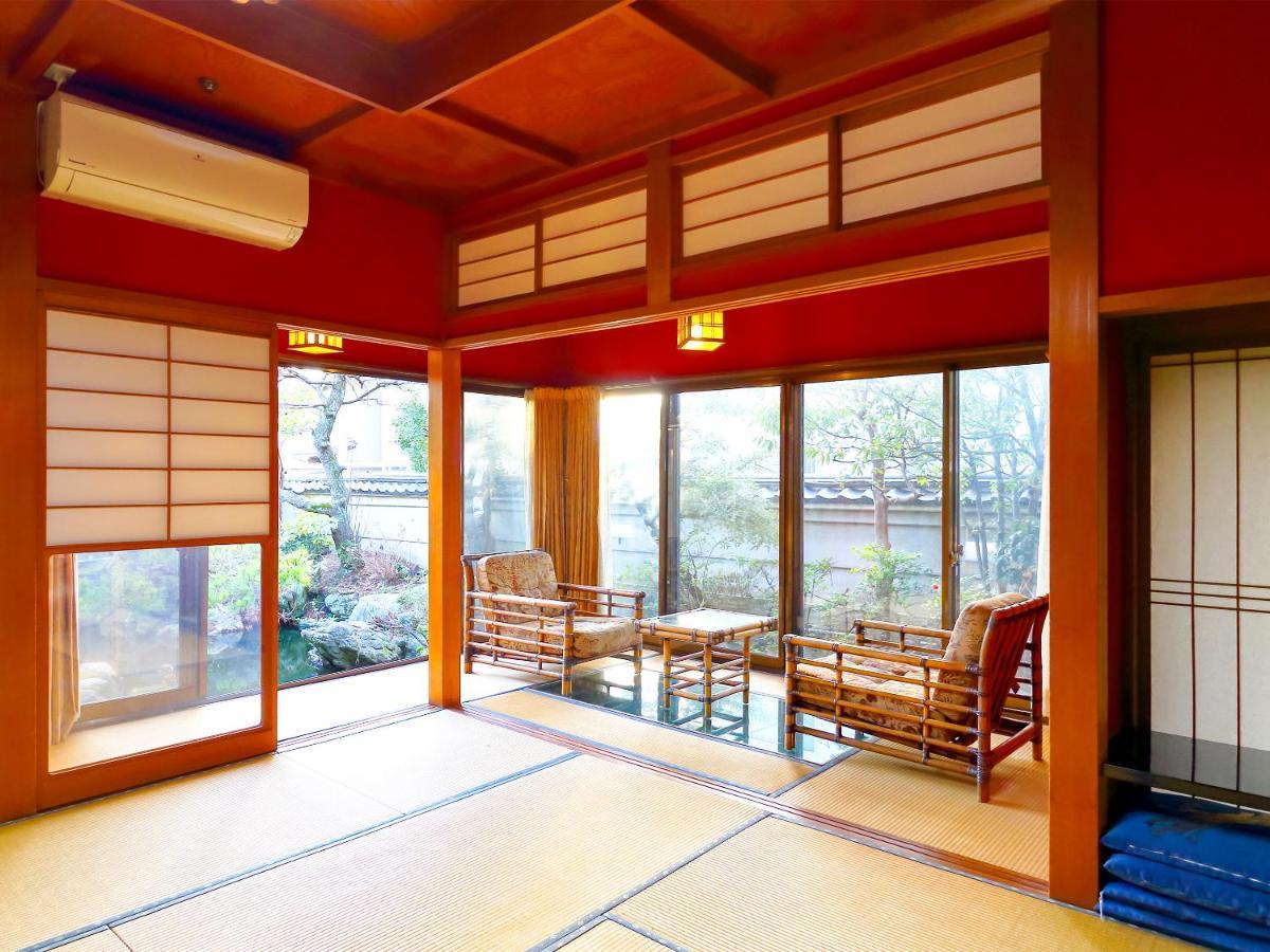 Ryokan Karasawa Канандзава Экстерьер фото