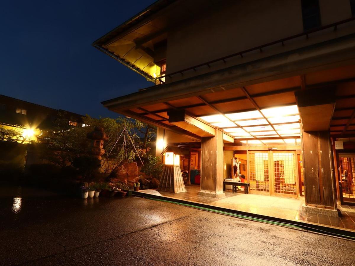Ryokan Karasawa Канандзава Экстерьер фото